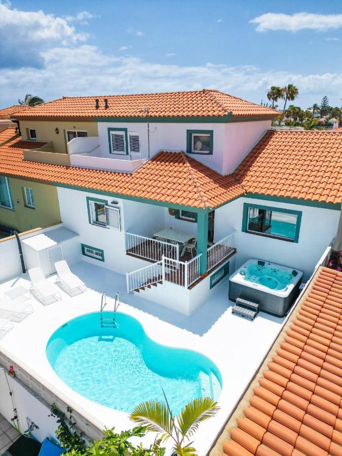 קורלחו Villa Veaco Beach With Jacuzzi And Private Pool מראה חיצוני תמונה